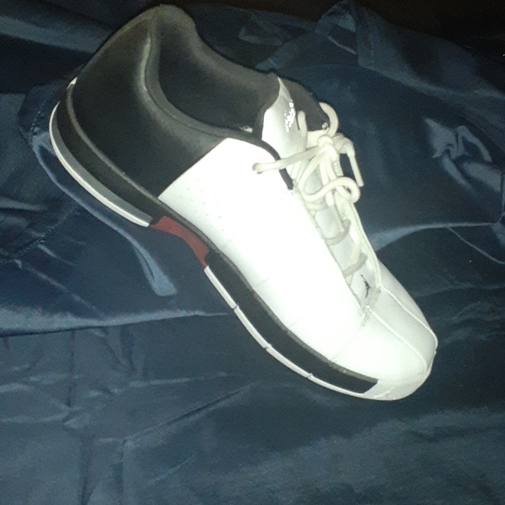Brand New Jordan Boys Shoes Size 7 - Picture 4 of 9